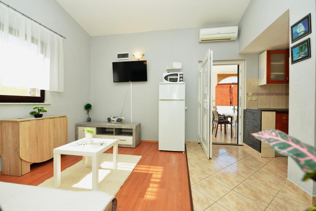 Apartment Lavender Vir Buitenkant foto